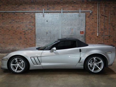 Used 2012 Chevrolet Corvette Grand Sport image 10