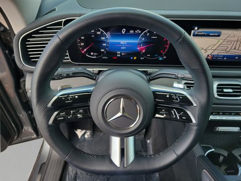 Certified 2026 Mercedes-Benz GLS 450 4MATIC image 25