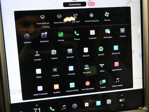 Used 2020 Tesla Model X Long Range image 18