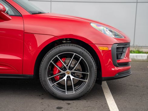 New 2026 Porsche Macan S image 9