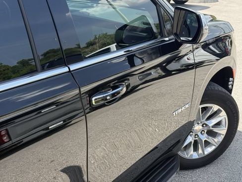 Used 2024 Chevrolet Tahoe Premier AWD/4WD image 10