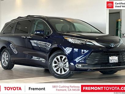 Certified 2021 Toyota Sienna XLE w/ XLE Plus Package