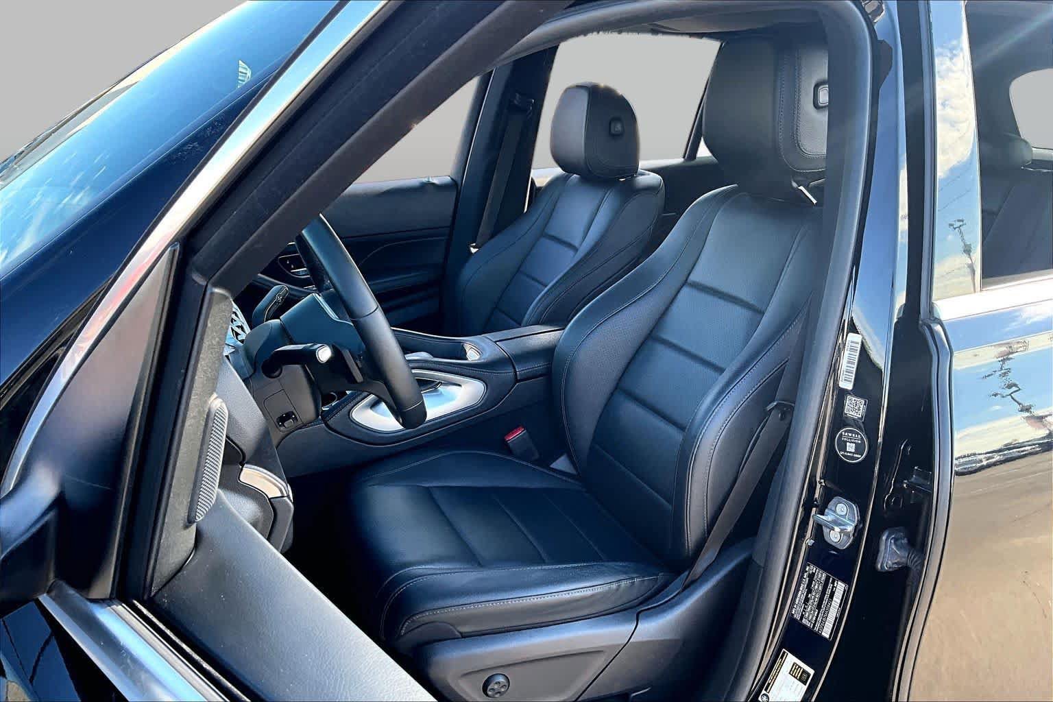Used 2021 Mercedes-Benz GLE 350 w/ Premium Package image 8