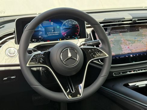 New 2026 Mercedes-Benz E 450 4MATIC Sedan image 27