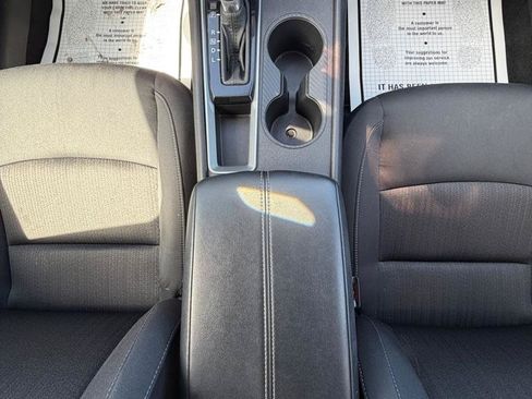 Used 2025 Nissan Altima 2.5 SV FWD image 22