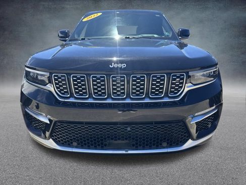 Used 2022 Jeep Grand Cherokee Summit w/ Adv Protech Group IV AWD/4WD image 4