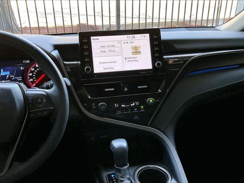 Used 2023 Toyota Camry XSE image 6