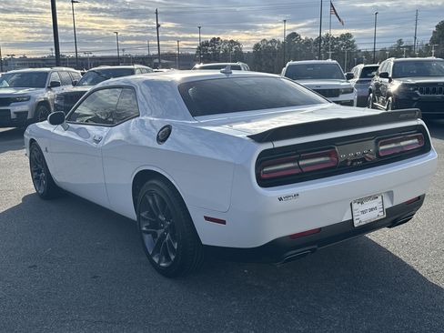 Used 2023 Dodge Challenger R/T Scat Pack image 6