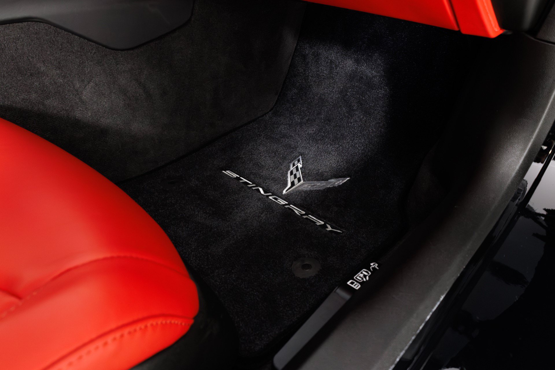 Used 2024 Chevrolet Corvette Stingray Premium Cpe w/ Z51 Performance Package RWD image 42
