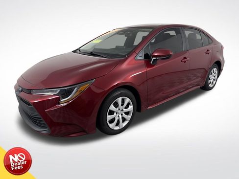 Used 2024 Toyota Corolla LE image 8