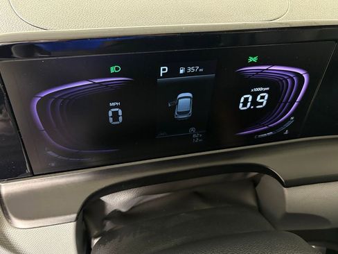 New 2026 Kia Seltos LX FWD image 21