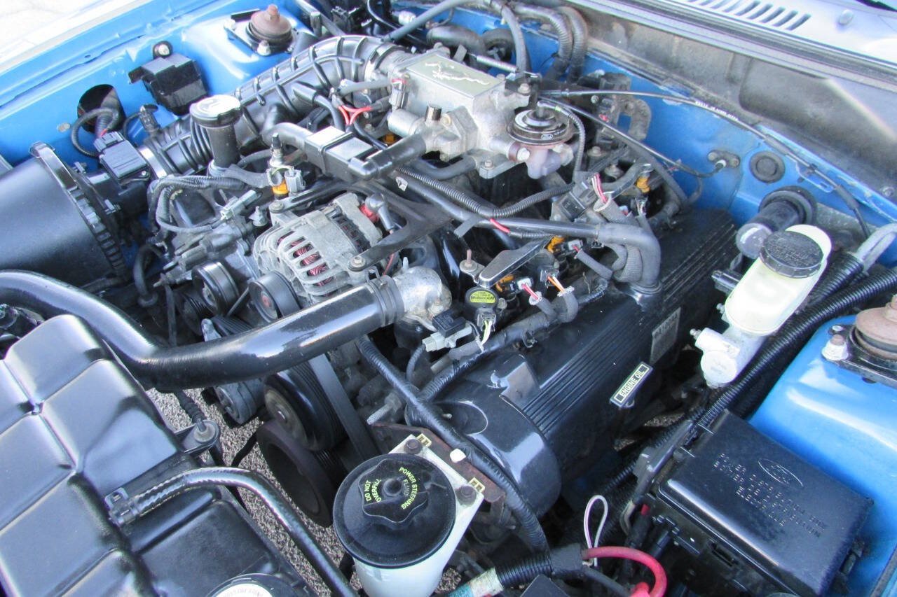 Used 2000 Ford Mustang GT RWD image 21