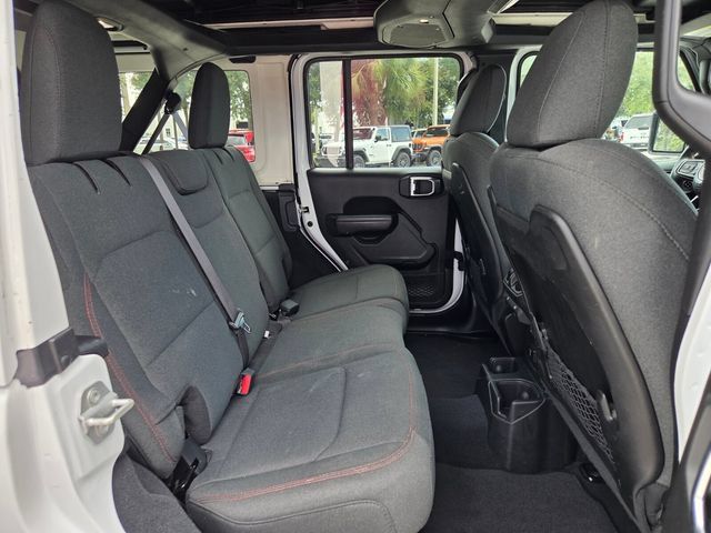 Used 2024 Jeep Wrangler Unlimited Rubicon AWD/4WD image 17