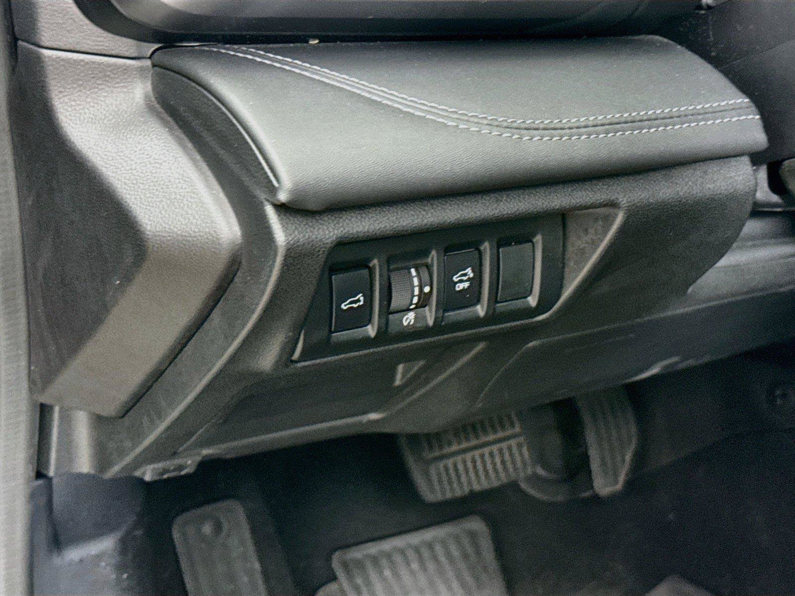 Used 2023 Subaru Outback Limited AWD/4WD image 12