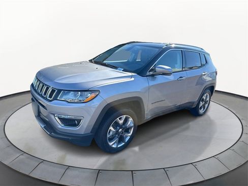 Used 2020 Jeep Compass Limited image 2