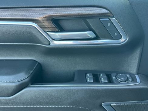 Used 2023 Chevrolet Silverado 1500 RST image 8