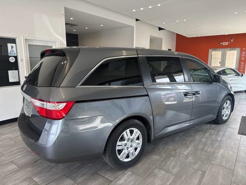 Used 2013 Honda Odyssey LX image 13