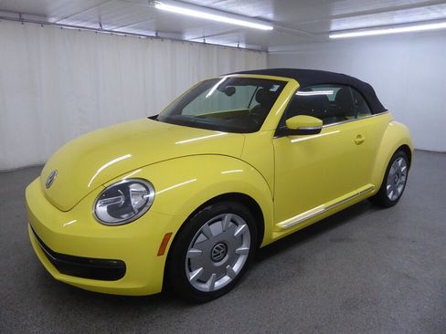Used 2016 Volkswagen Beetle 1.8T SE image 3