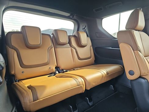 New 2026 Nissan Armada SL image 15