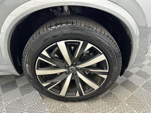 Used 2025 Volvo XC90 B5 Core w/ Protection Package AWD/4WD image 14