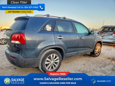 Used 2011 Kia Sorento EX w/ Premium Pkg image 4