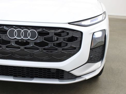 New 2026 Audi Q3 quattro 2.0T AWD/4WD image 8