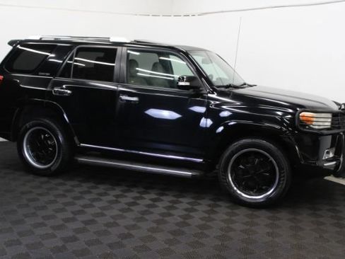 Used 2011 Toyota 4Runner Limited AWD/4WD image 4