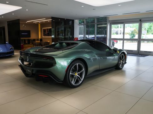 Used 2023 Ferrari 296 GTS RWD image 33