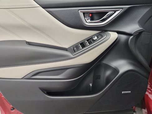 Used 2024 Subaru Forester Limited image 8