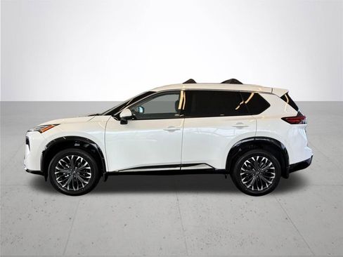 New 2026 Nissan Rogue Platinum image 11