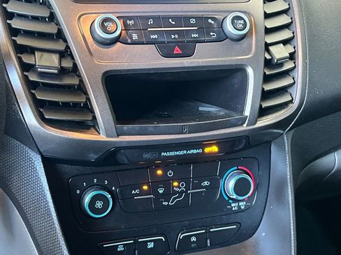 Used 2020 Ford Transit Connect XL image 20