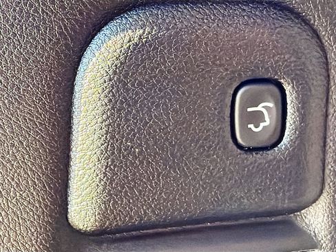 Used 2024 Dodge Durango GT image 12