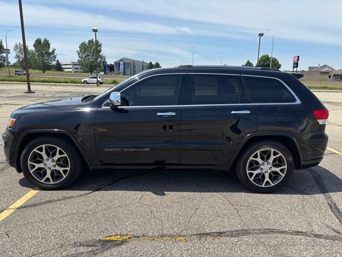 Used 2021 Jeep Grand Cherokee Overland w/ Protech Group AWD/4WD image 4