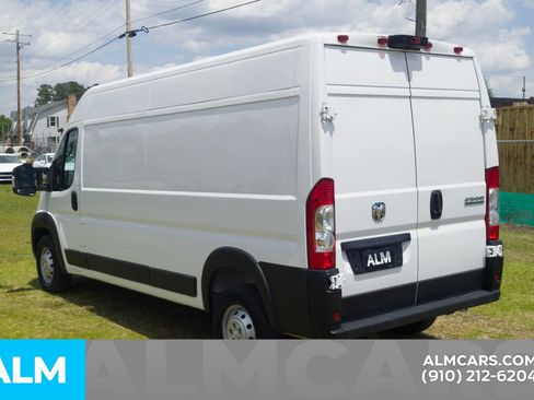 Used 2023 RAM ProMaster 2500 FWD image 10
