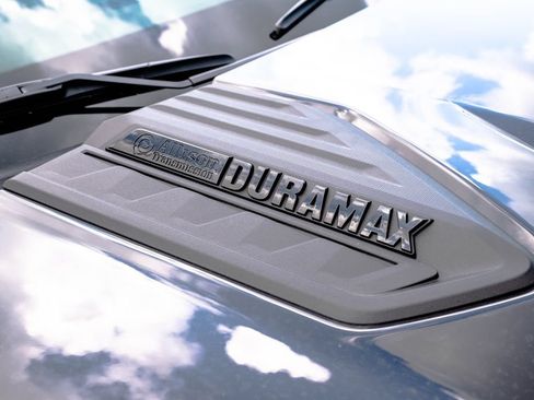 New 2026 Chevrolet Silverado 2500 High Country w/ Midnight Edition AWD/4WD image 15