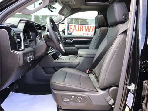 New 2026 GMC Sierra 2500 Denali w/ Denali Reserve Package AWD/4WD image 15