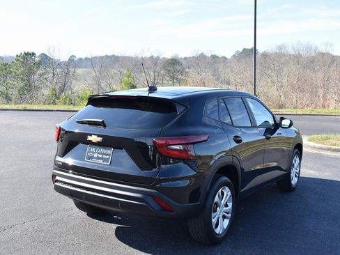 Certified 2024 Chevrolet Trax LS image 3