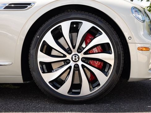 New 2026 Bentley Flying Spur Plug-In Hybrid AWD/4WD image 83