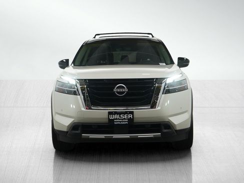 Used 2023 Nissan Pathfinder SL w/ SL Premium Package image 8