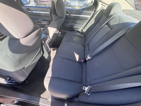 Used 2010 Dodge Charger SXT image 28