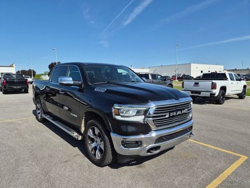 Used 2020 RAM 1500 Laramie AWD/4WD image 3