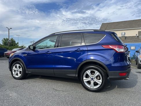 Used 2016 Ford Escape SE w/ Equipment Group 201A AWD/4WD image 6