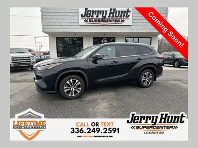 Used 2023 Toyota Highlander XLE