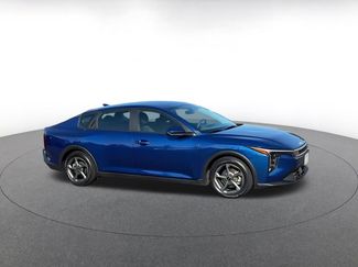 Used 2025 Kia K4 FWD video 2