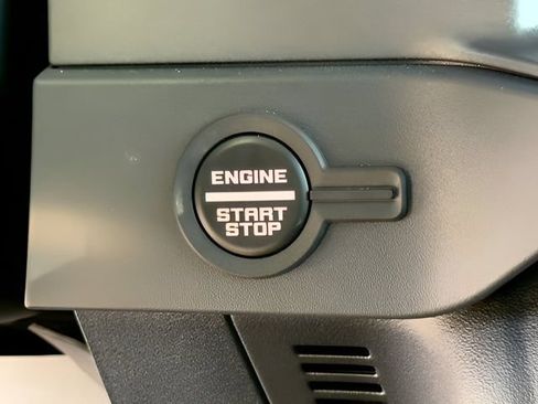 Used 2025 Ford Bronco Raptor w/ Interior Carbon Fiber Pack AWD/4WD image 30