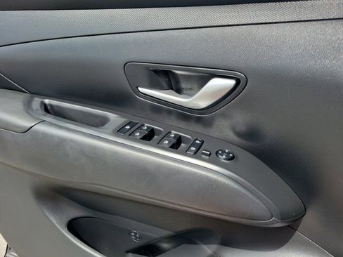 Used 2024 Hyundai Tucson Blue image 8