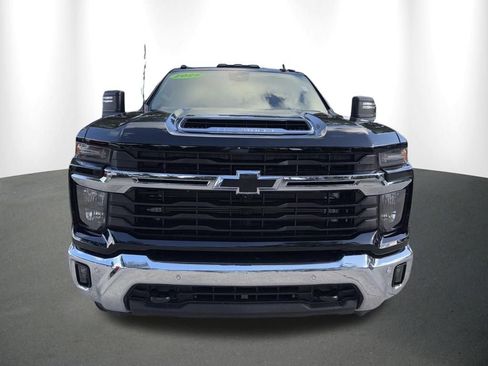 Used 2025 Chevrolet Silverado 2500 LT AWD/4WD image 18