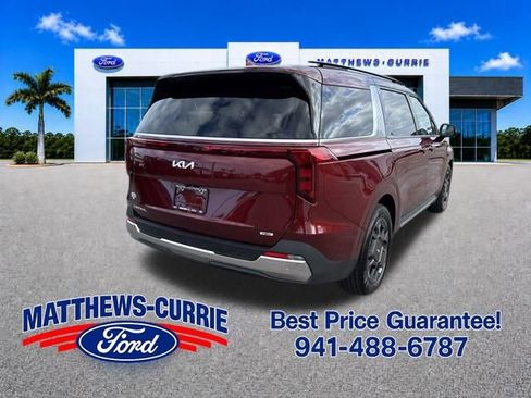 Used 2025 Kia Carnival SX FWD image 4