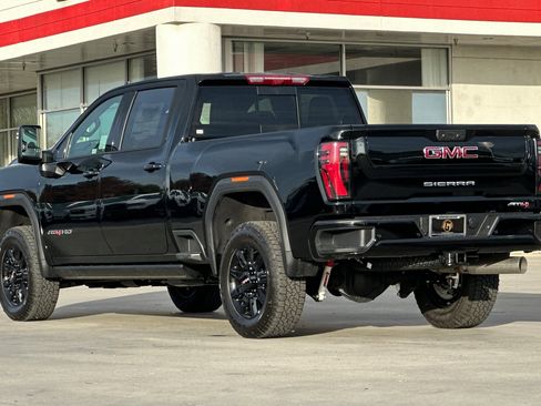 New 2026 GMC Sierra 2500 AT4 w/ AT4 Premium Plus Package image 4