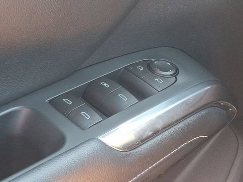 Used 2026 Chevrolet Traverse LT AWD/4WD image 24